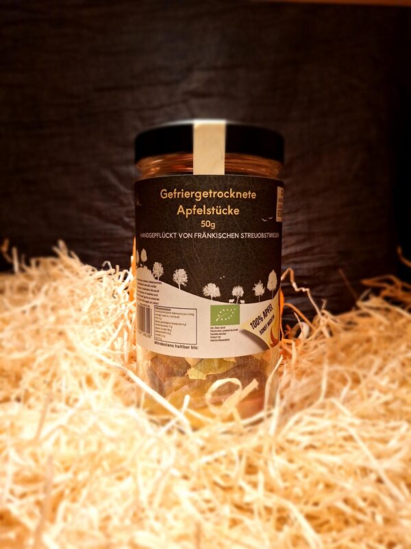 Gefriergetrocknete Apfelstücke im Glas (Bio) 50g